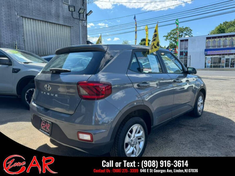 2021 Hyundai Venue SE