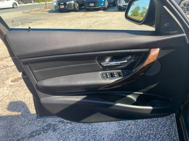 2015 BMW 3 Series 328i xDrive