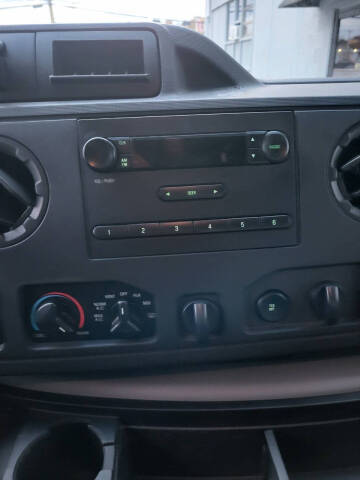 2013 Ford E-Series E-250