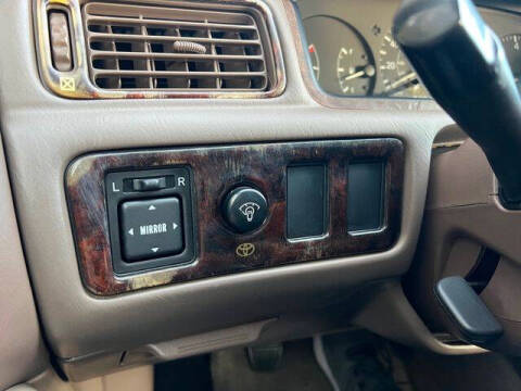 2001 Toyota Camry LE V6