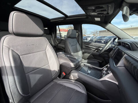 2024 GMC Yukon Denali