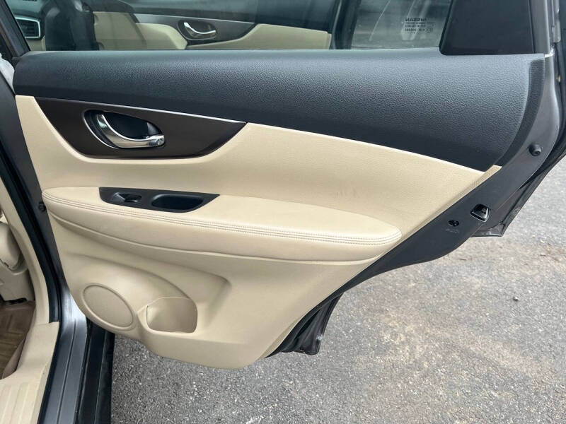 2015 Nissan Rogue SV