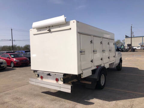 2019 Ford E-Series E-450 SD