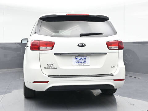 2017 Kia Sedona LX
