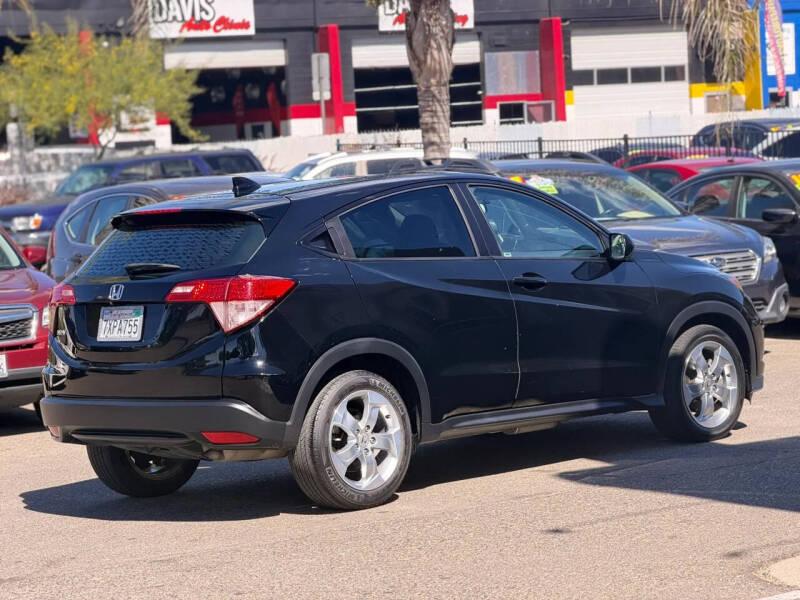 2017 Honda HR-V LX