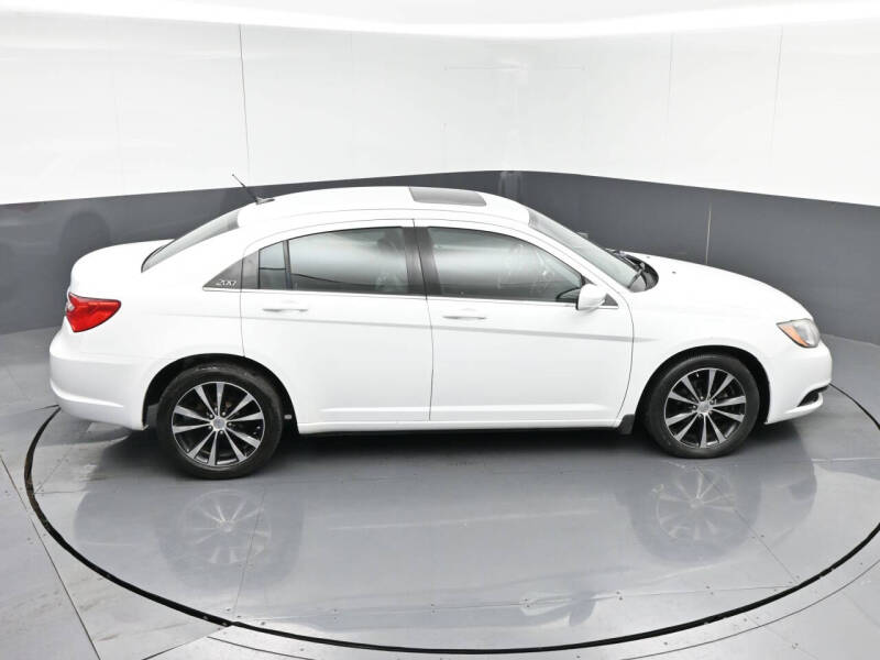 2012 Chrysler 200 S