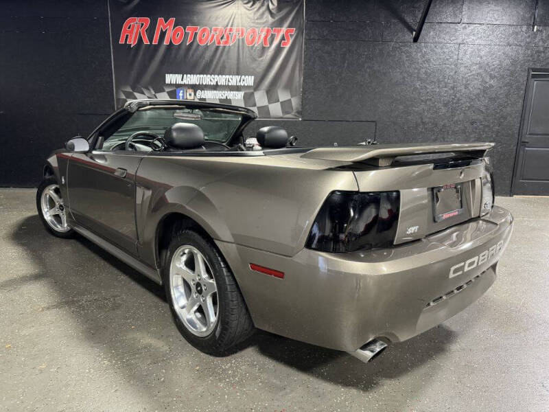 2001 Ford Mustang SVT Cobra