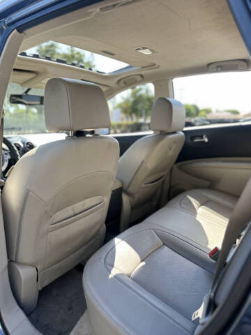 2012 Nissan Rogue SV w/SL Package