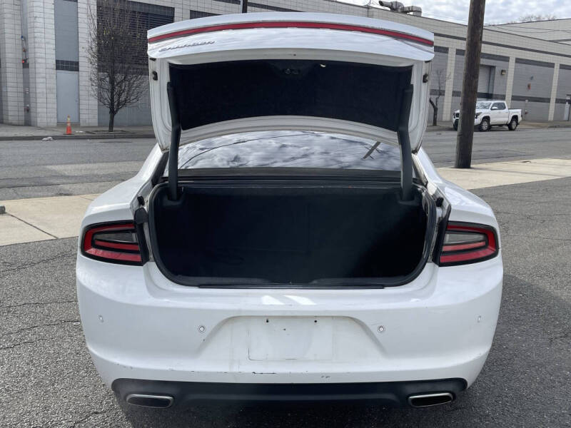 2015 Dodge Charger SE