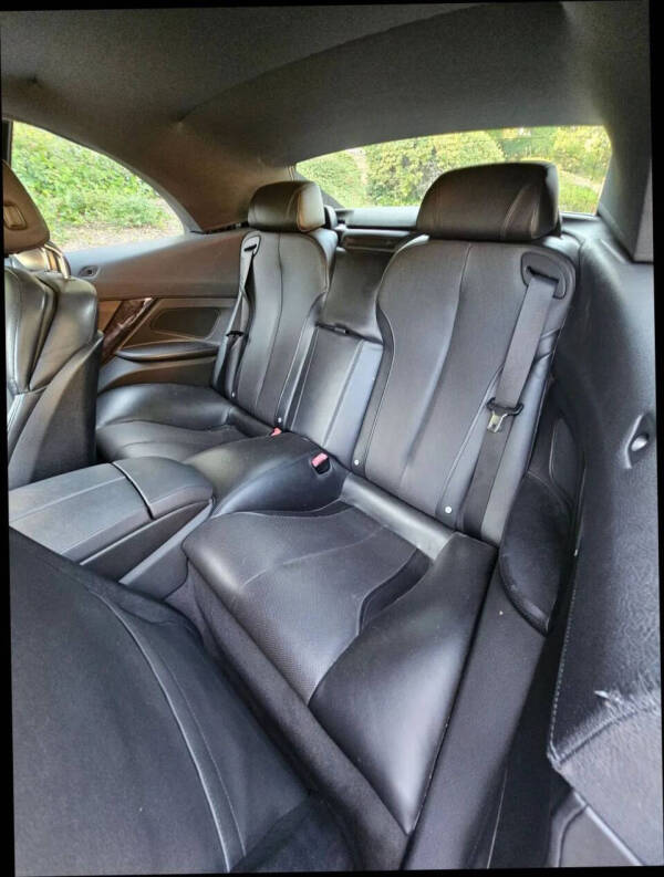 2012 BMW 6 Series 650i