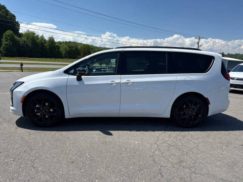 2027 Chrysler Pacifica Limited