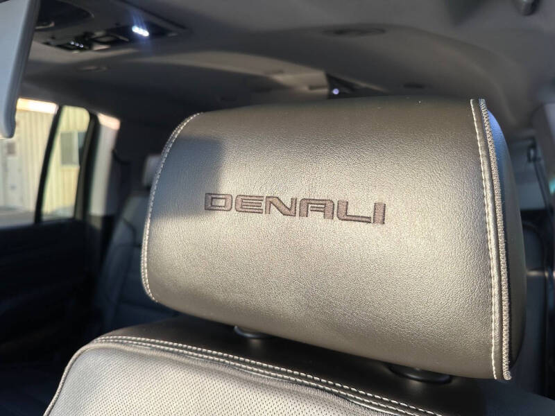 2016 GMC Yukon XL Denali