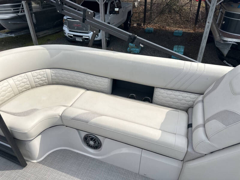 2022 Crest Pontoon 230 SLS CP3