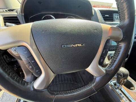 2016 GMC Acadia Denali