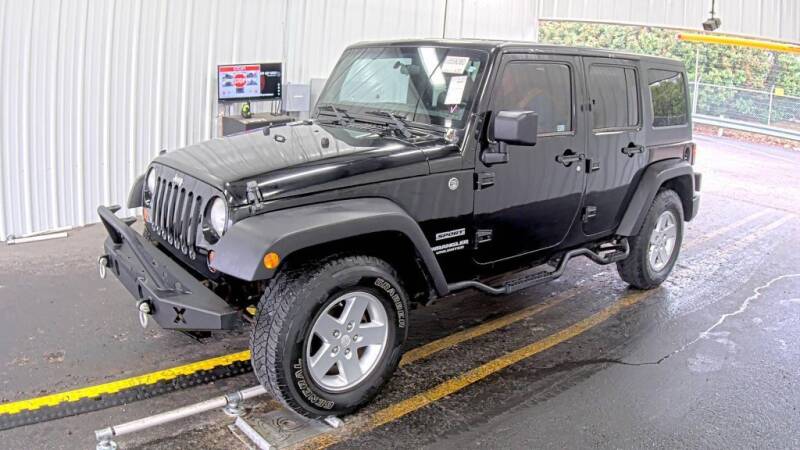2011 Jeep Wrangler Unlimited for sale at HERMANOS SANCHEZ AUTO SALES LLC in Dallas TX
