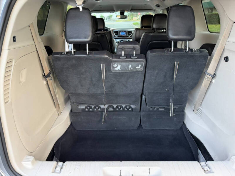 2018 Chrysler Pacifica Touring L