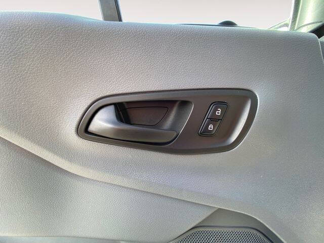 2019 Ford Transit 150 XLT