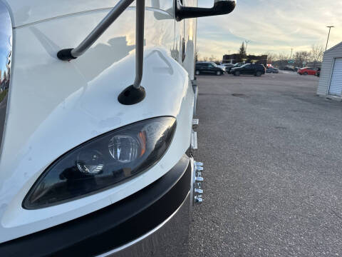 2021 International RH613