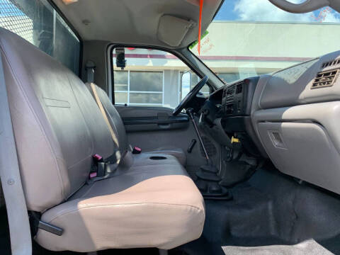 2003 Ford F-650 Super Duty