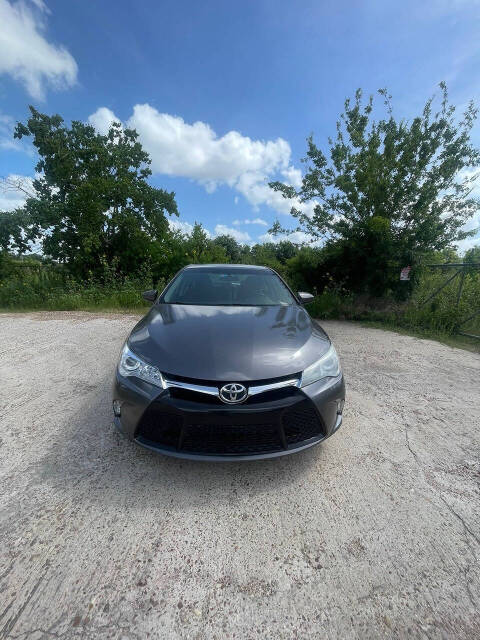 2016 Toyota Camry SE