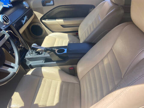 2007 Ford Mustang GT Deluxe