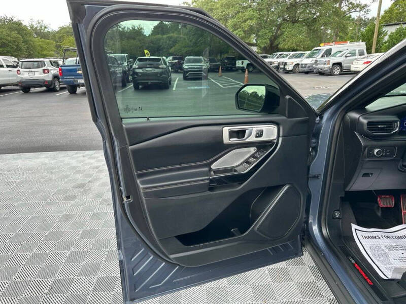 2021 Ford Explorer ST