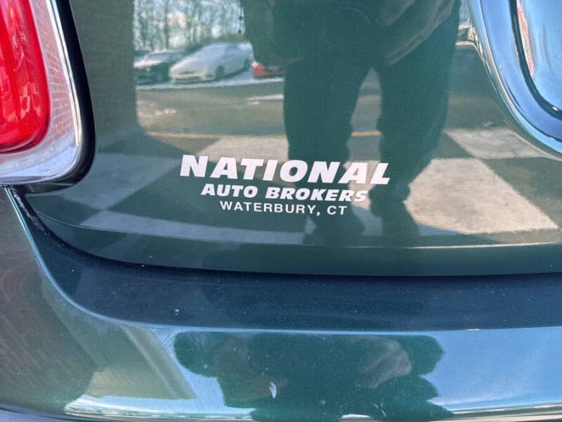 2017 MINI Hardtop 4 Door Cooper