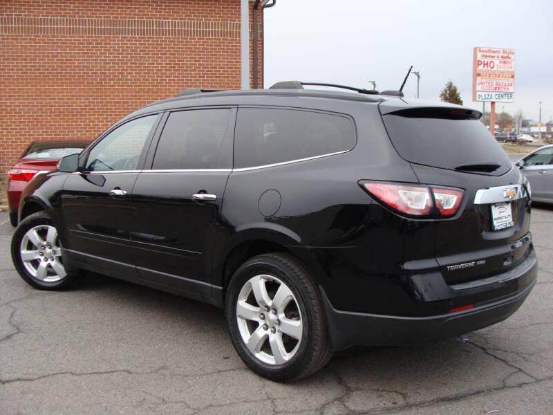 2017 Chevrolet Traverse LT
