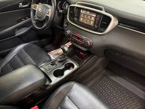 2020 Kia Sorento EX V6