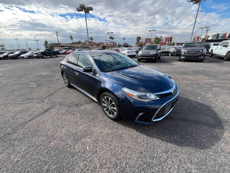 2017 Toyota Avalon XLE