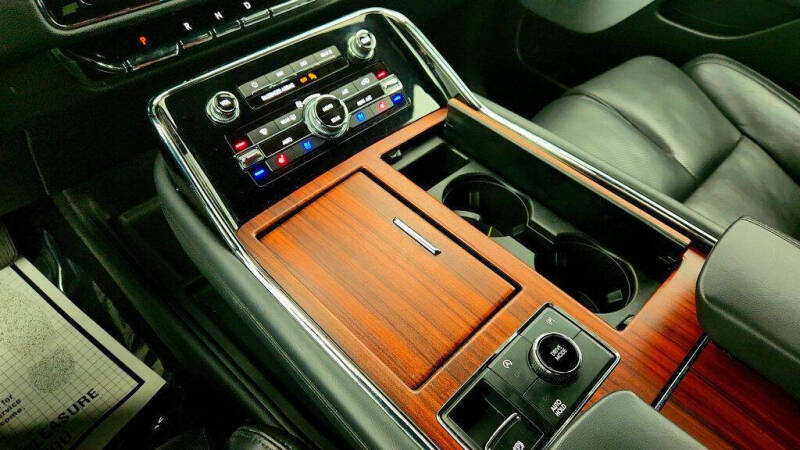 2023 Lincoln Navigator Reserve