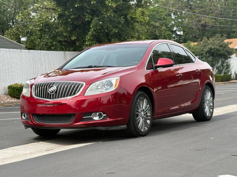 2012 Buick Verano Leather Group