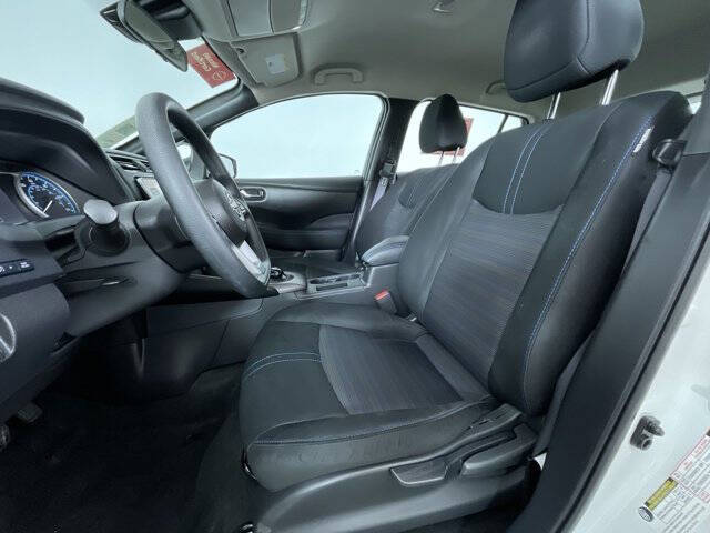 2025 Nissan LEAF S