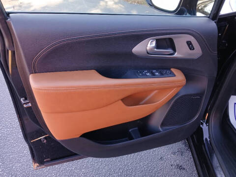 2024 Chrysler Pacifica Pinnacle