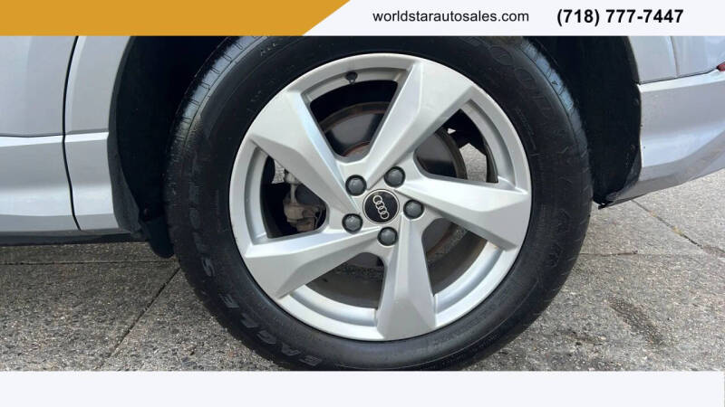 2022 Audi Q3 quattro Premium Plus 40 TFSI