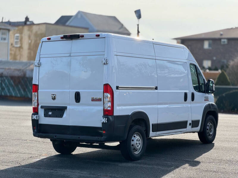 2020 RAM ProMaster Cargo Van Base photo 8