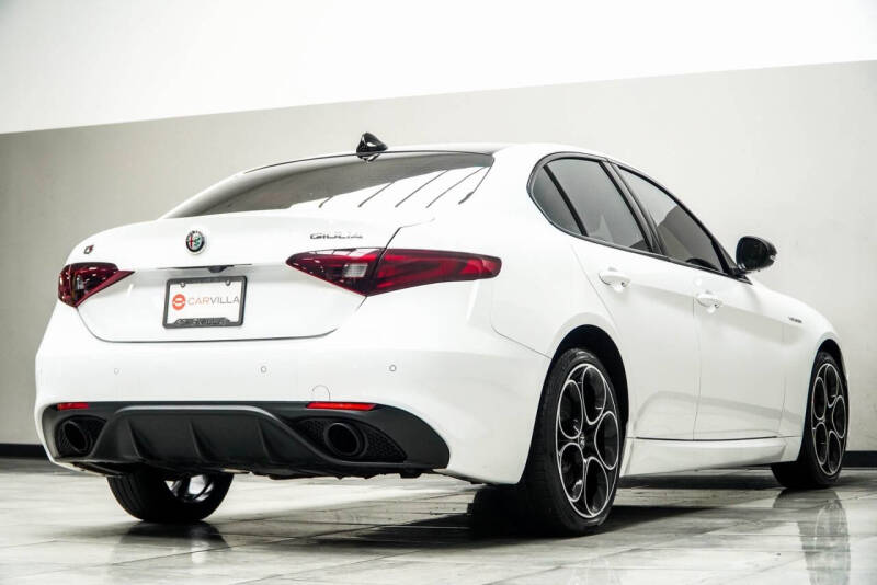 2022 Alfa Romeo Giulia Veloce