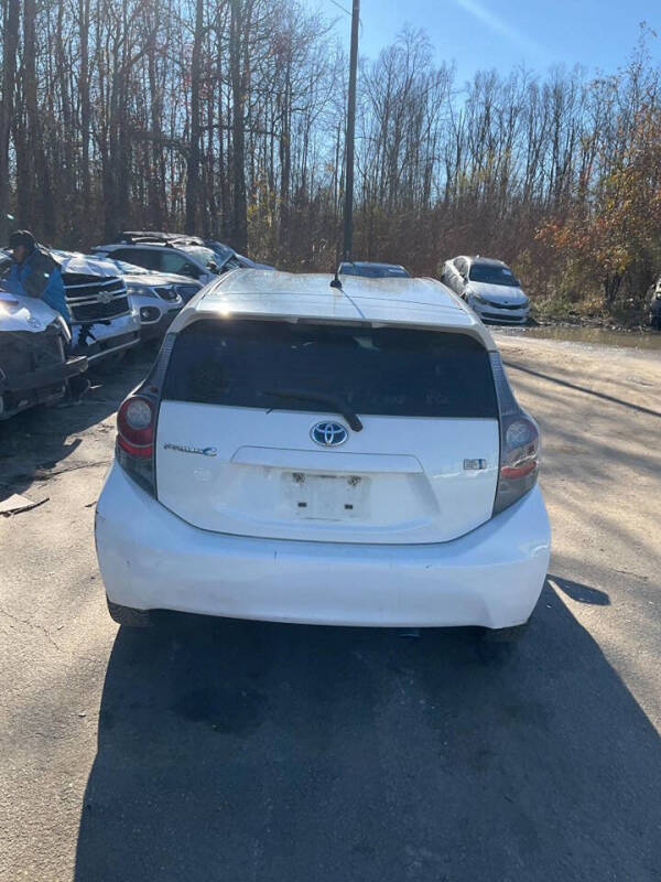 2012 Toyota Prius c Two
