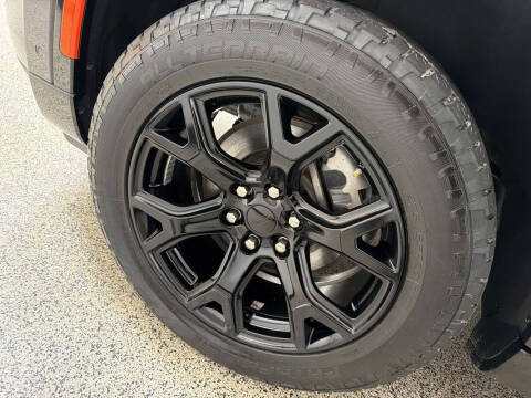 2023 Jeep Wagoneer Carbide