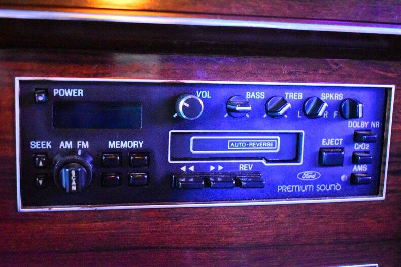 1986 Ford LTD Crown Victoria