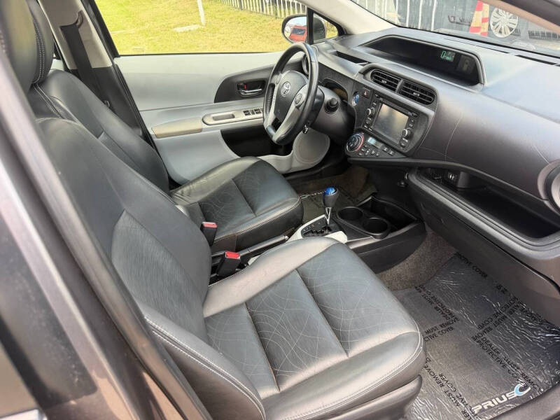 2013 Toyota Prius c Four