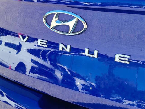 2024 Hyundai Venue SEL