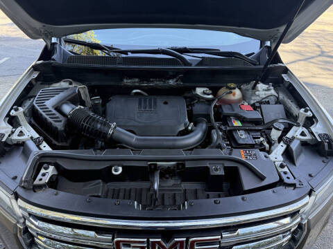 2022 GMC Acadia SLE