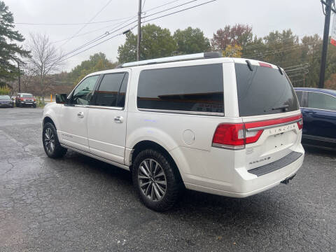 2017 Lincoln Navigator L Select