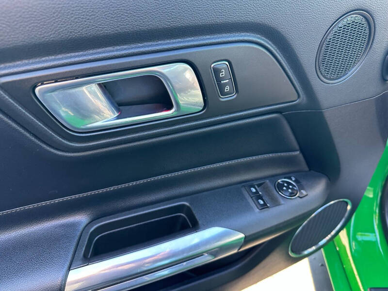 2019 Ford Mustang EcoBoost Premium