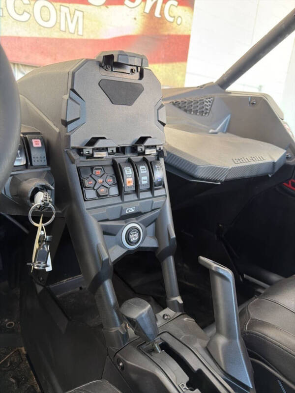 2023 Can-Am Maverick