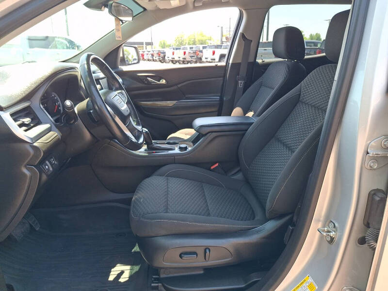 2019 GMC Acadia SLE-2