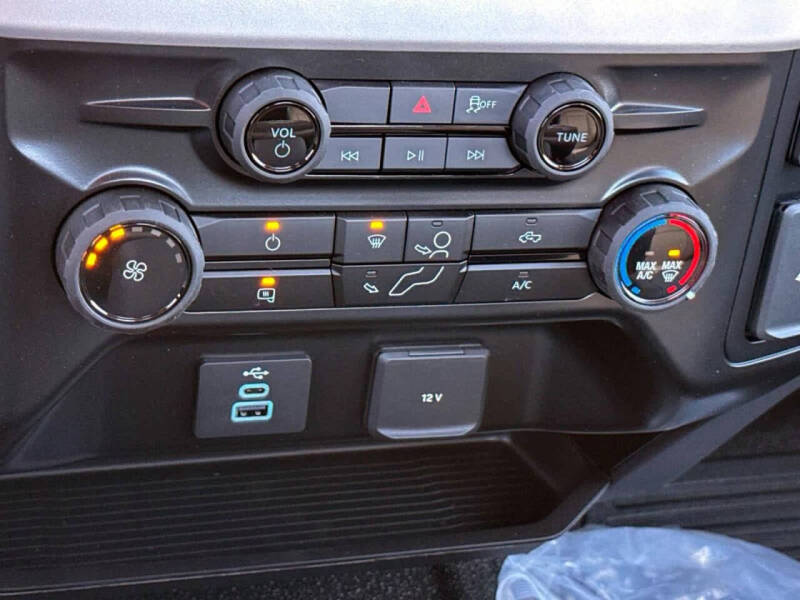 2025 Ford F-350 Super Duty XL