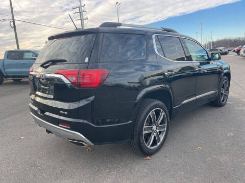 2017 GMC Acadia Denali