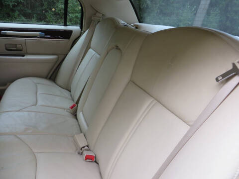 2008 Lincoln Town Car Signature Limited